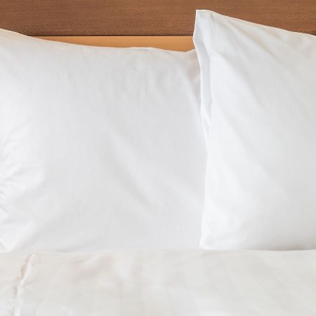 Holiday Inn Express & Suites Detroit - Farmington Hills By Ihg Northville Екстериор снимка